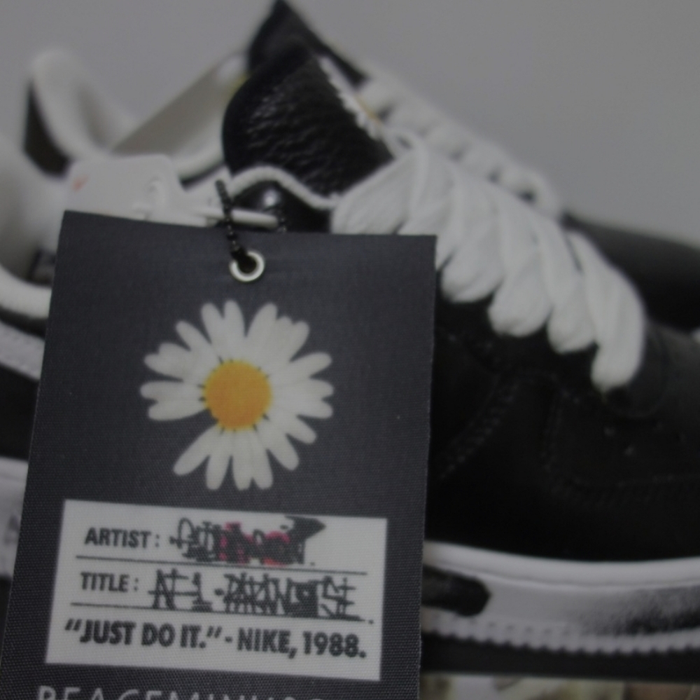 Air Force One peaceminusone